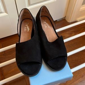 Passport black suede flat